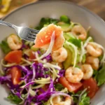Depuis que je fais cette salade crevettes-agrumes, j’ai laisse tomber toutes mes vinaigrettes